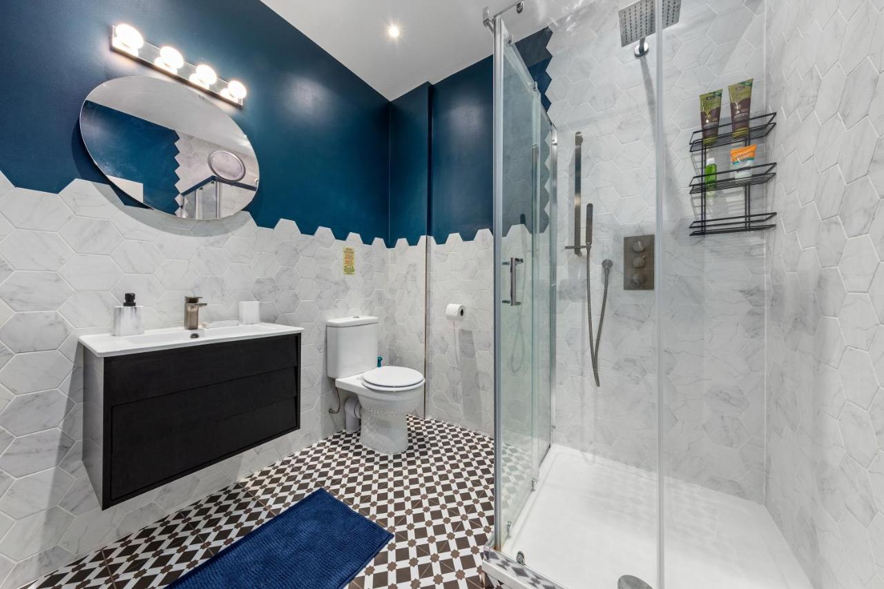 Stylish 2 Bedroom Apartment In Westminster Sleeps 5 With Ac London Eksteriør billede